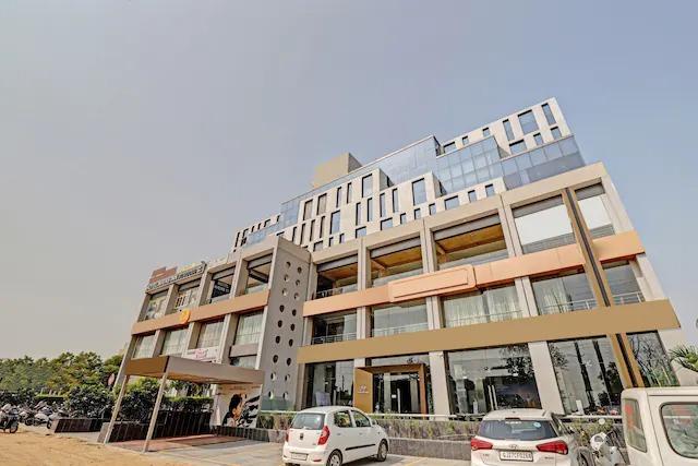 Oga Hotel Avens Inn